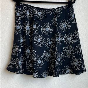 HILLARD & HANSON Floral Navy and White Midi Skirt • Large